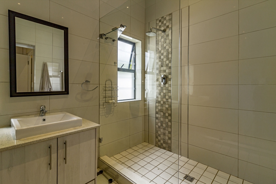 3 Bedroom Property for Sale in Heldervue Western Cape